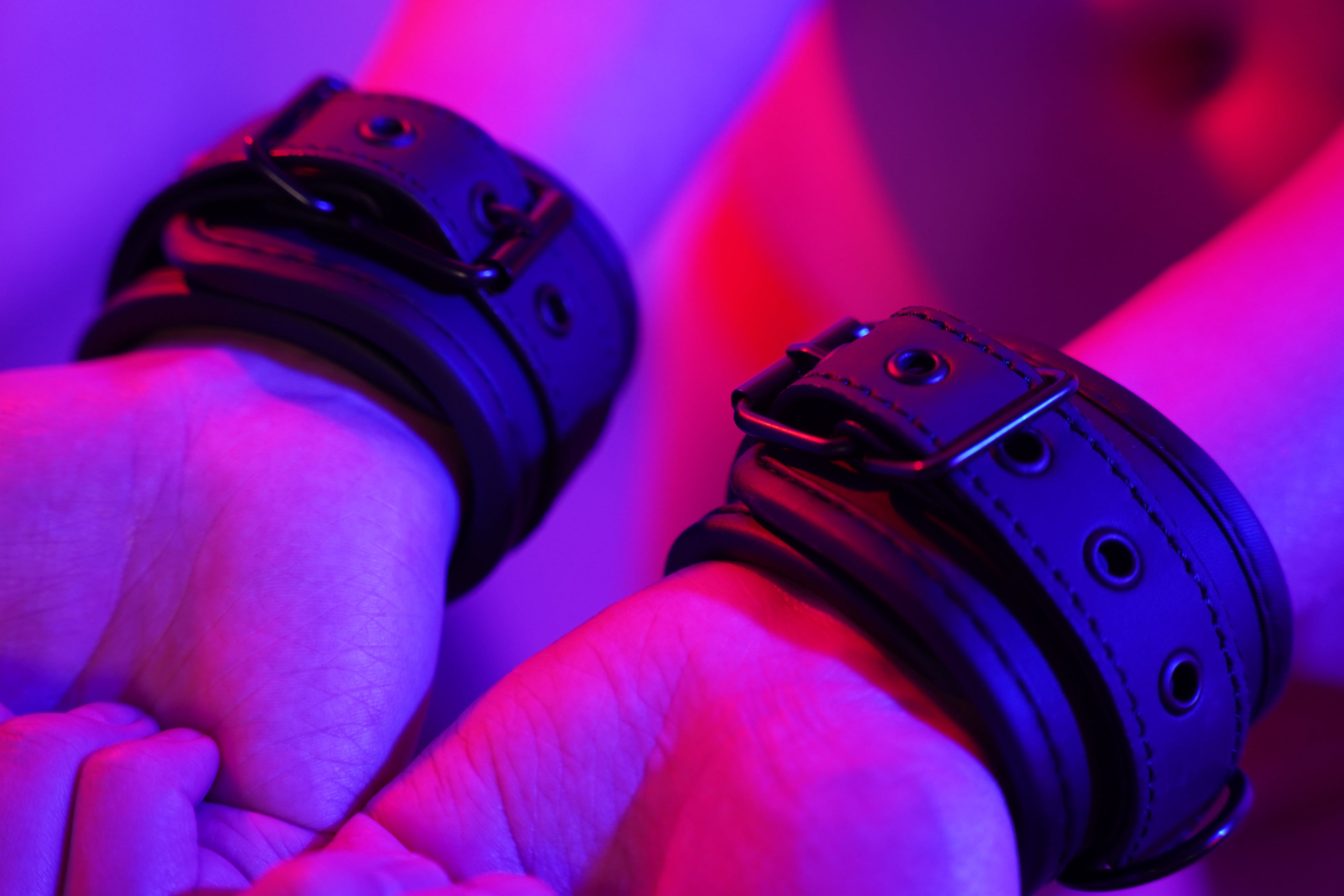 Bondage BDSM: Die Kunst der Fesselung als Schlüssel zur Intimität